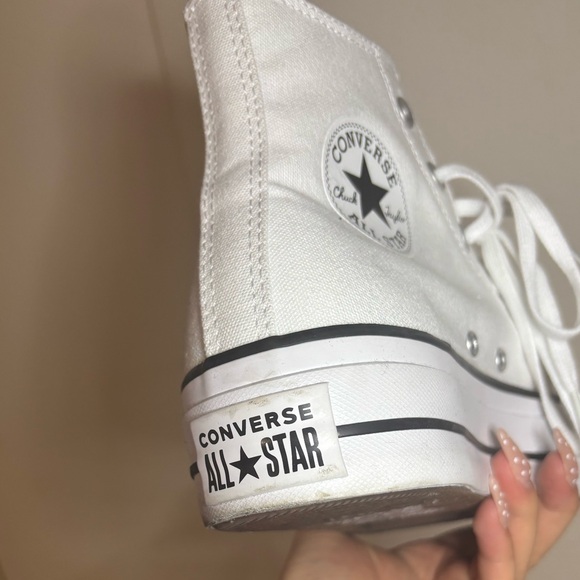 Converse Women’s Chuck Taylor All-Star Platform - Picture 15 of 15